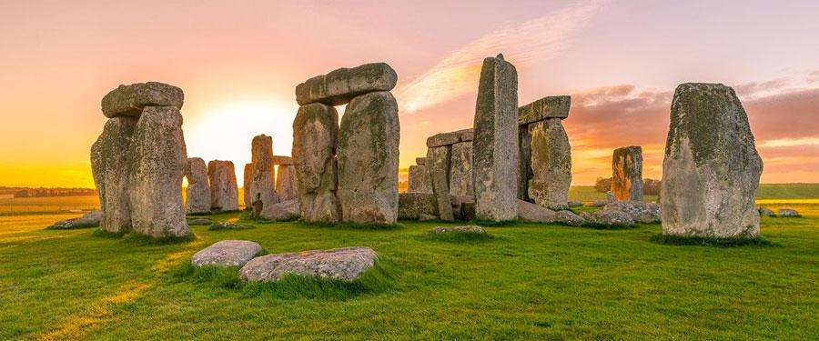 Stonehenge is one of the oldest monuments of England and even the world!