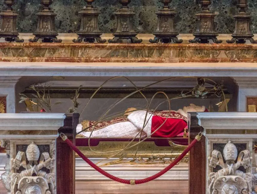 pope john XXIII body st peters basilica