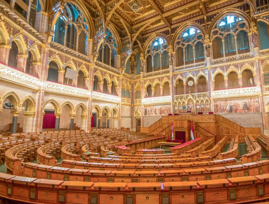 parliament budapest inside